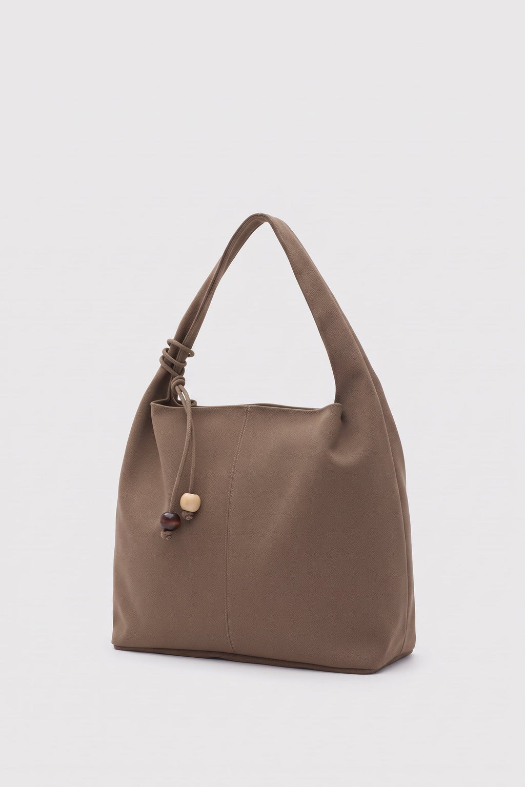 Charm Detaylı Süet Omuz Çantası