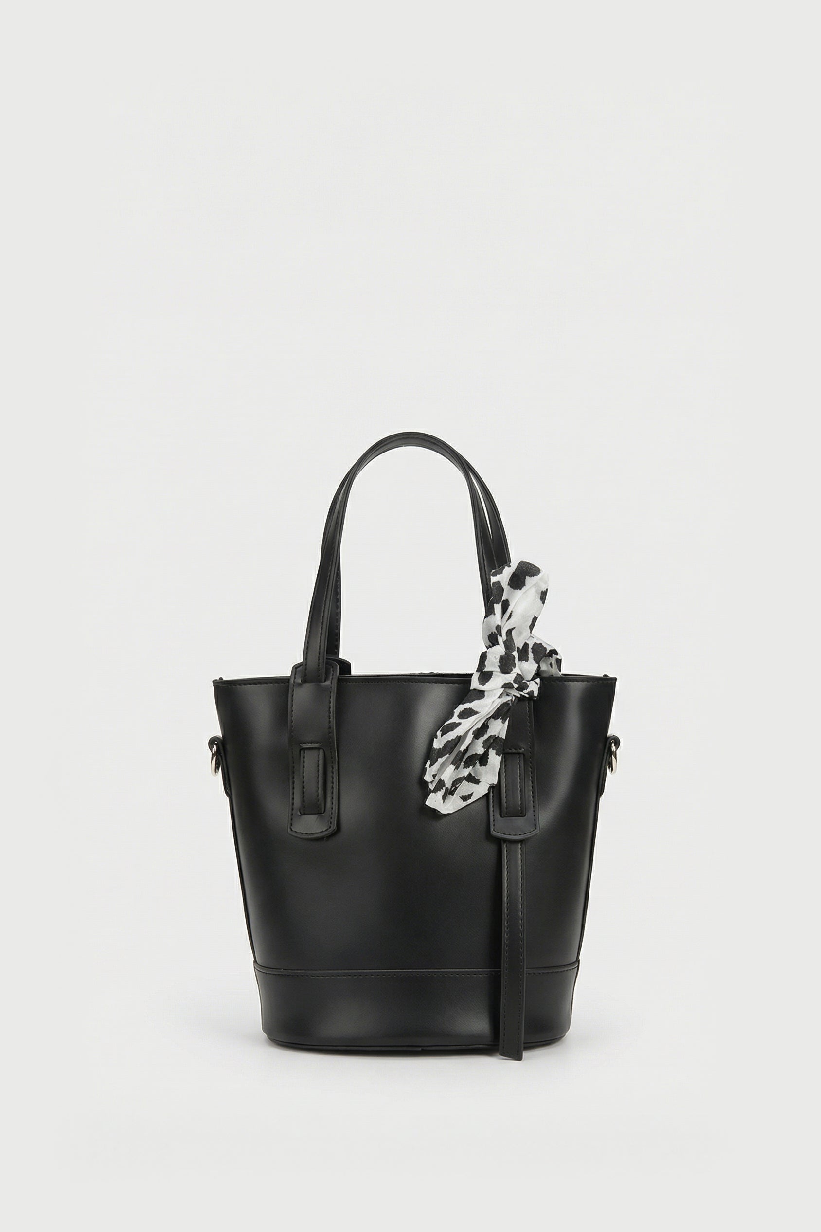 Deri Fermuar Kapamalı Kova El ve Omuz Çantası