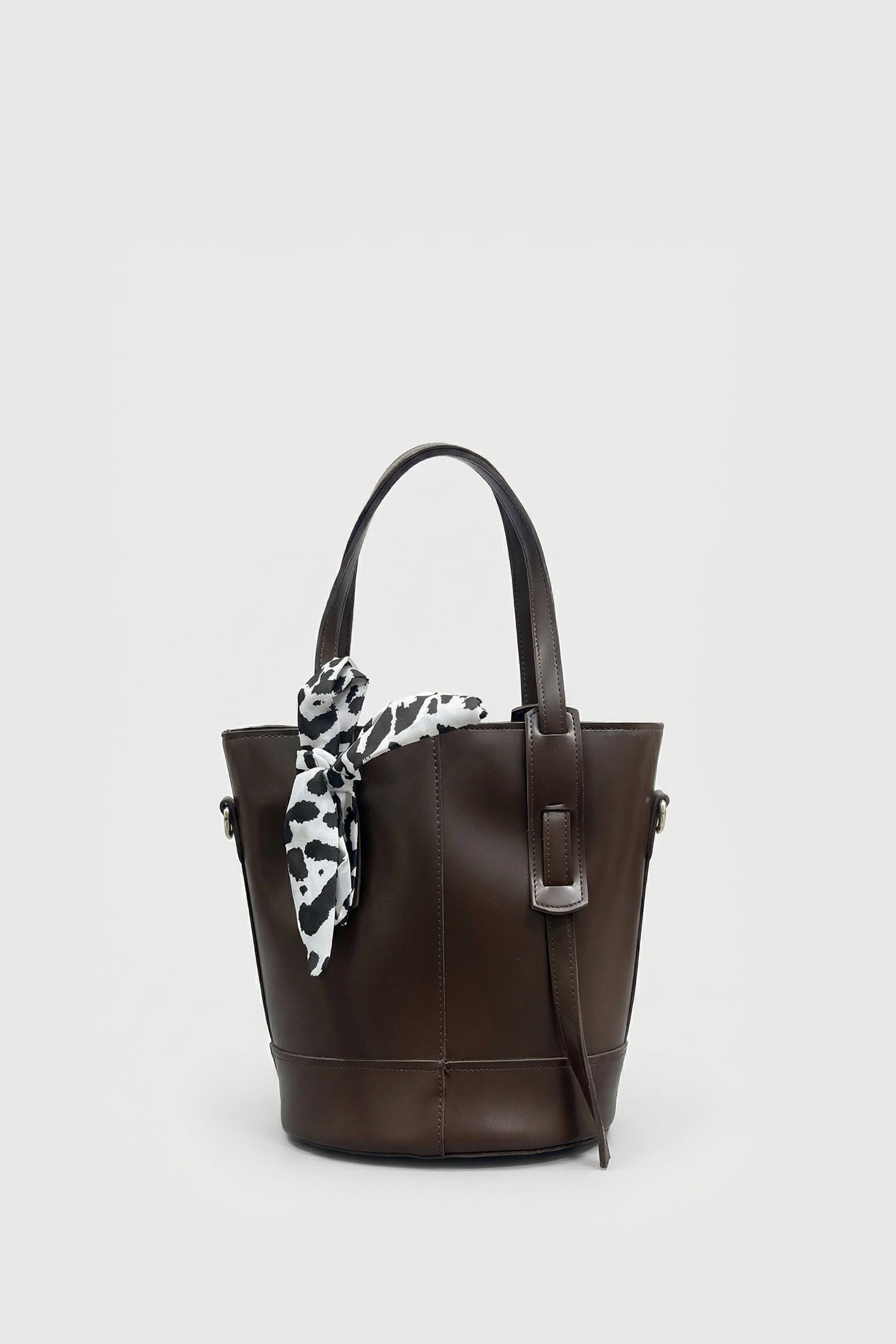 Deri Fermuar Kapamalı Kova El ve Omuz Çantası