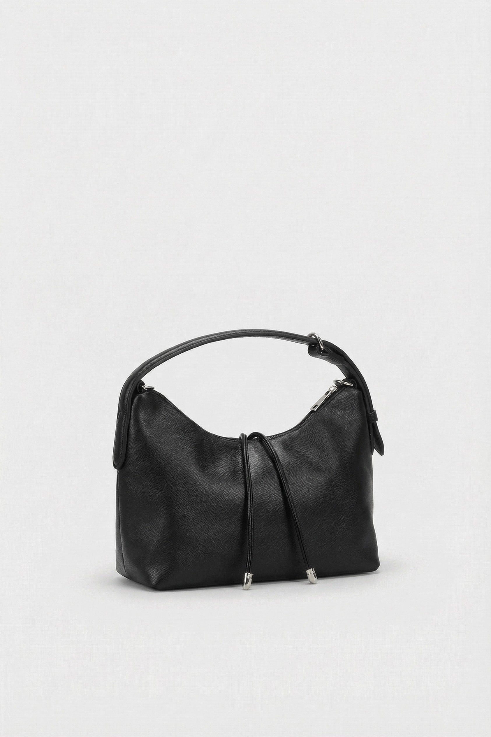 Ön İp Detaylı Basic Çanta