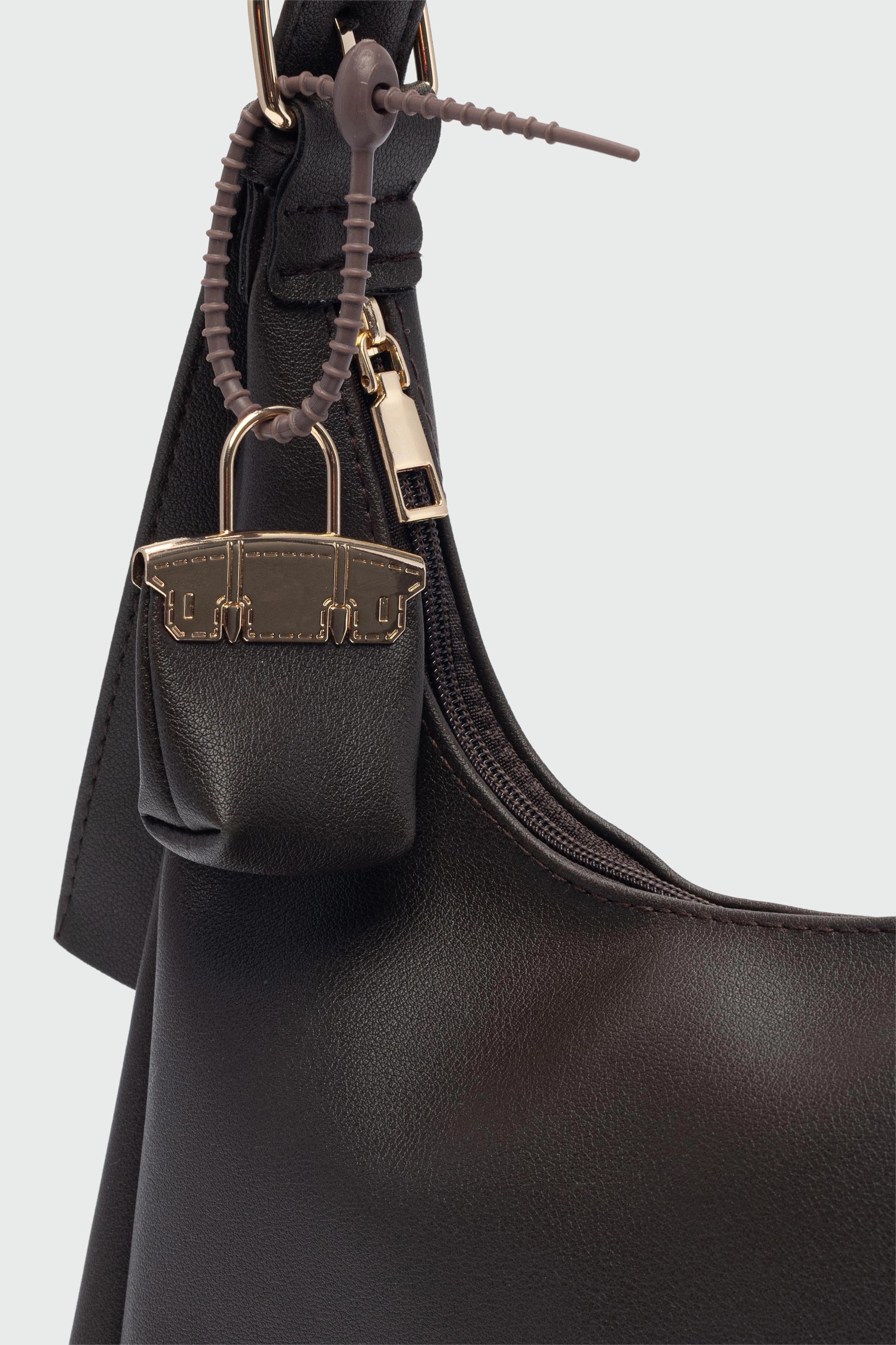 Charmlı Salaş Omuz Çantası