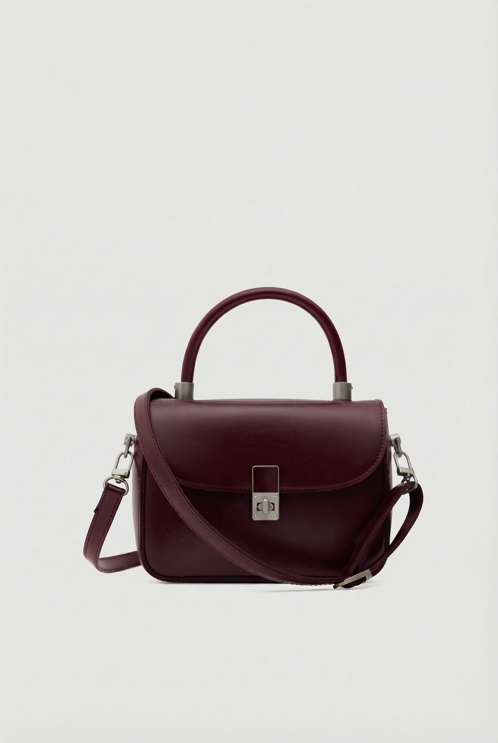 Kilit Detaylı El ve Çapraz Çanta