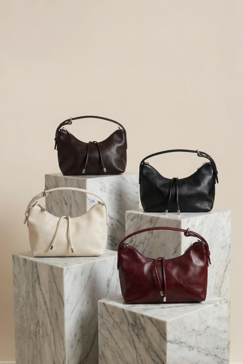 Ön İp Detaylı Basic Çanta