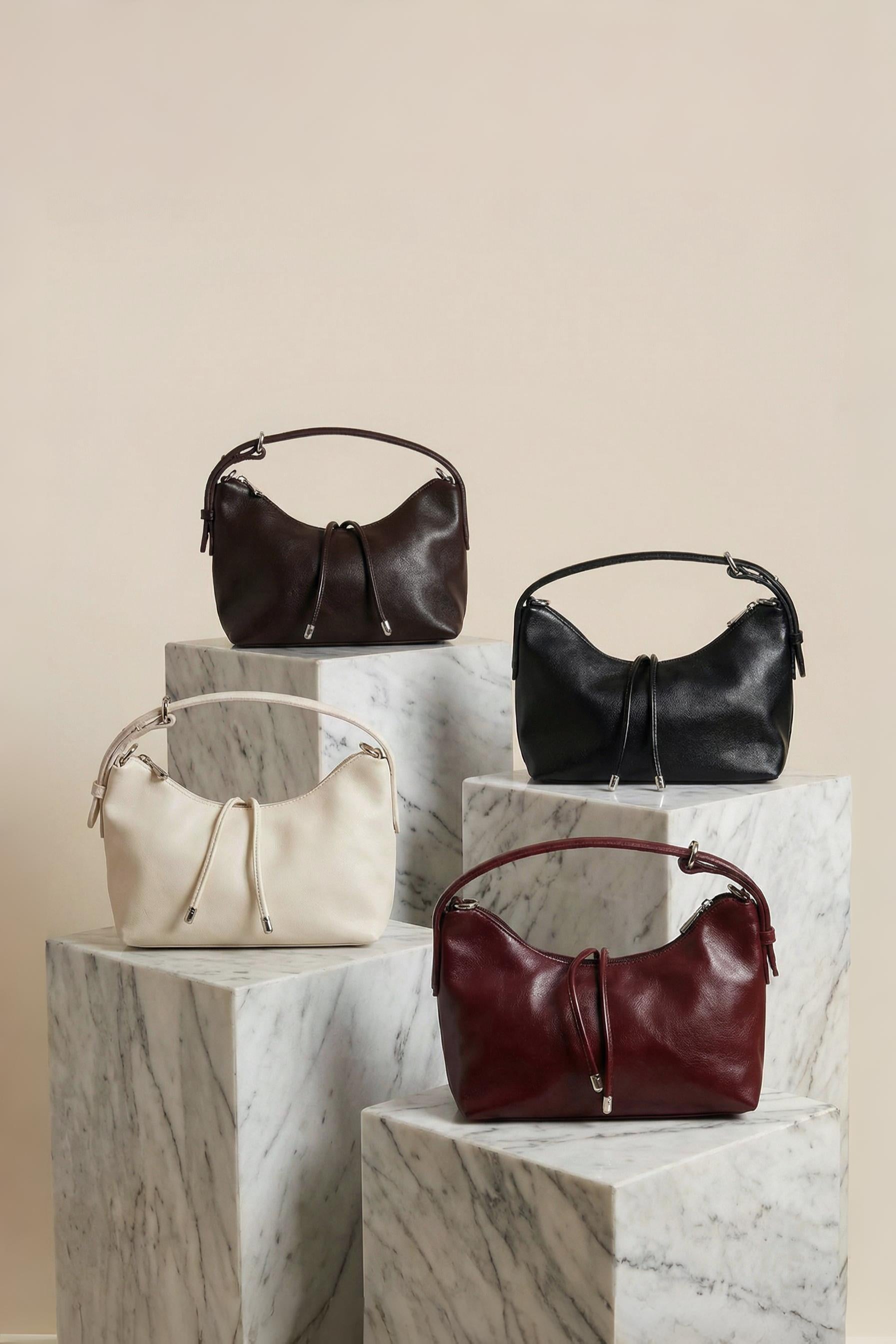 Ön İp Detaylı Basic Çanta