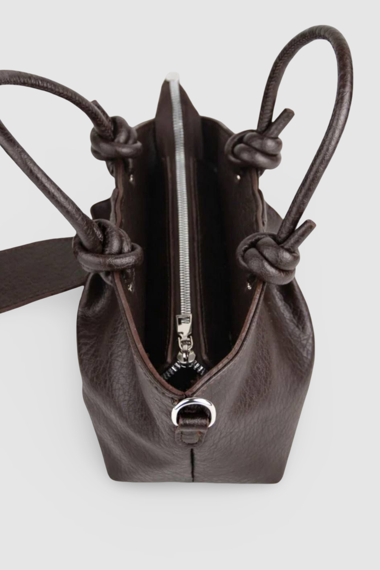 Kapak Detaylı Çapraz Çanta